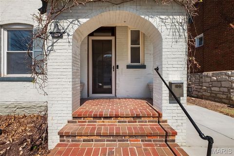 Tiny photo for 7479 Hiawatha Avenue, Richmond Heights, MO 63117 (MLS # 26019073)