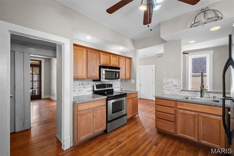 Tiny photo for 7479 Hiawatha Avenue, Richmond Heights, MO 63117 (MLS # 26019073)