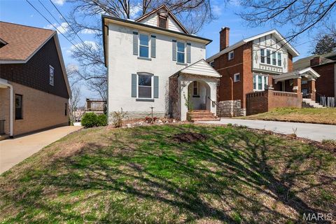 Tiny photo for 7479 Hiawatha Avenue, Richmond Heights, MO 63117 (MLS # 26019073)