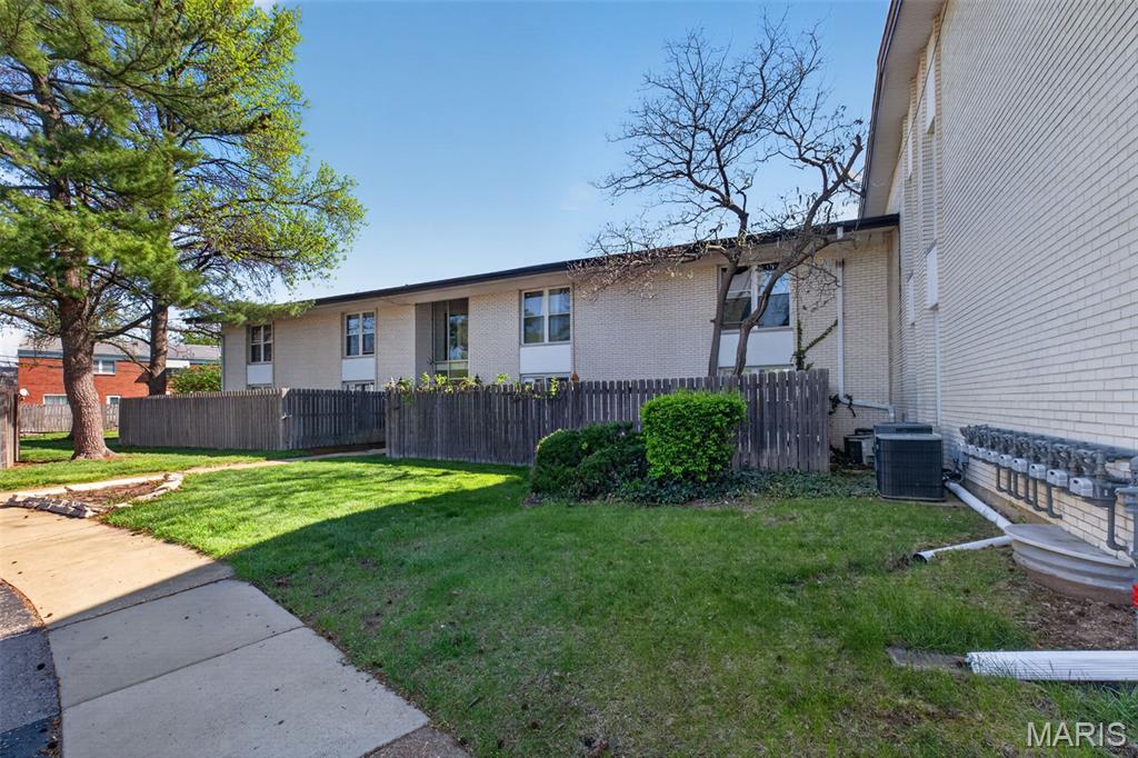 Willow Brook Condo - Residential