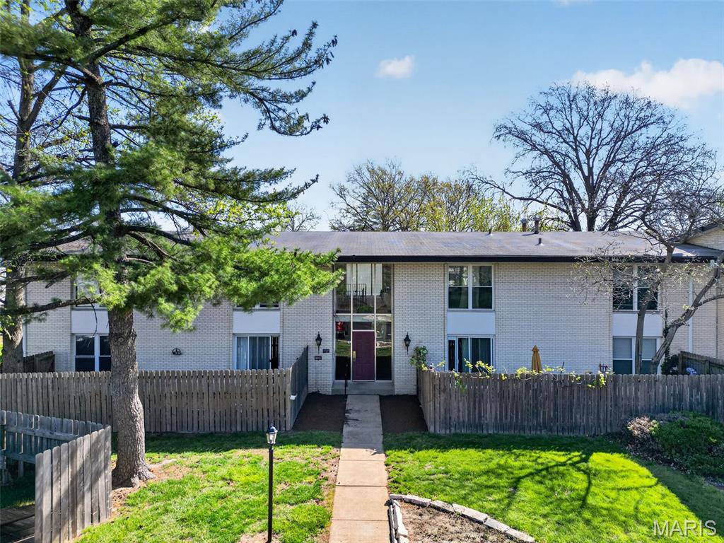 Willow Brook Condo - Residential