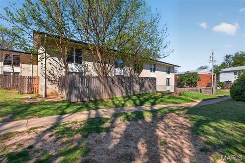 Tiny photo for 10469 Briarbend Drive #7, Creve Coeur, MO 63146 (MLS # 26021434)