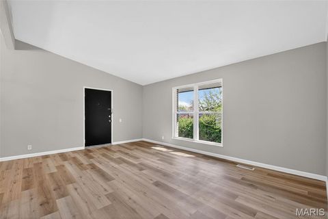 Tiny photo for 10469 Briarbend Drive #7, Creve Coeur, MO 63146 (MLS # 26021434)