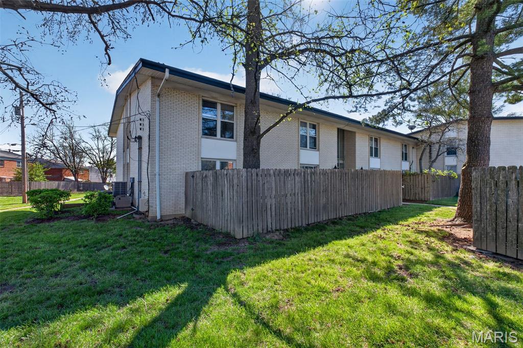 Willow Brook Condo - Residential