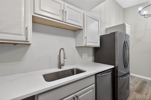 Tiny photo for 10469 Briarbend Drive #7, Creve Coeur, MO 63146 (MLS # 26021434)