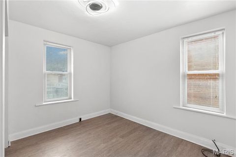 Tiny photo for 4718 Newport Avenue, St Louis, MO 63116 (MLS # 26019343)