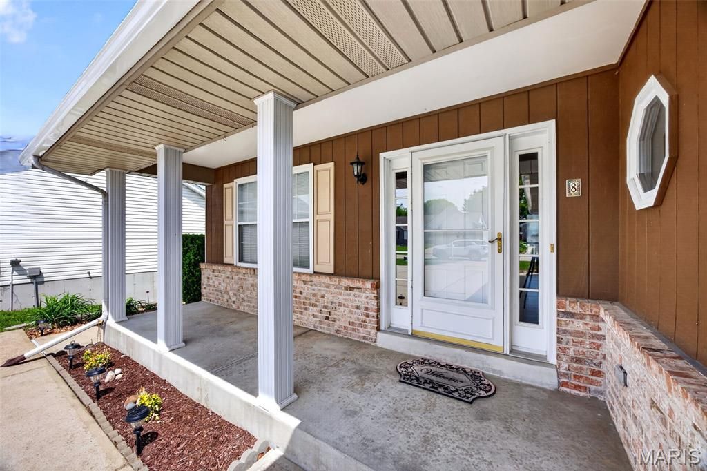 Photo of 8 Meramec Shores Court, OFallon, MO 63366 (MLS # 26022033)