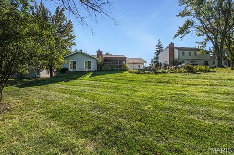 Tiny photo for 2022 Baxter Road, Chesterfield, MO 63017 (MLS # 25068958)