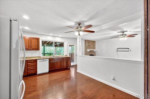 Tiny photo for 2022 Baxter Road, Chesterfield, MO 63017 (MLS # 25068958)