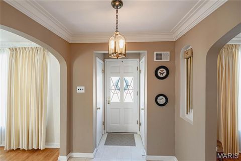 Tiny photo for 7328 Ravinia Drive, Pasadena Hills, MO 63121 (MLS # 26019070)