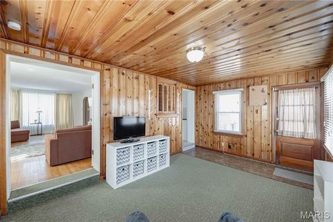 Tiny photo for 7328 Ravinia Drive, Pasadena Hills, MO 63121 (MLS # 26019070)