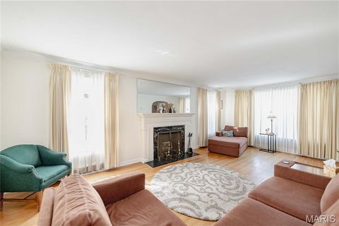 Tiny photo for 7328 Ravinia Drive, Pasadena Hills, MO 63121 (MLS # 26019070)