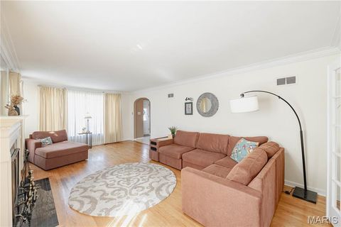 Tiny photo for 7328 Ravinia Drive, Pasadena Hills, MO 63121 (MLS # 26019070)