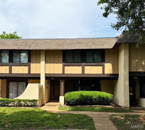 Photo of 2617 Hampton Road #C, St Charles, MO 63303 (MLS # 26031223)