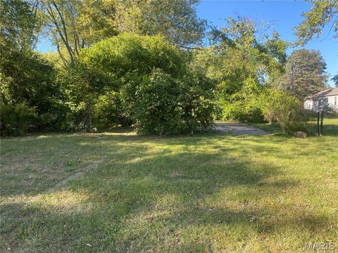 212 Meadowbrook Drive O'Fallon IL 62269