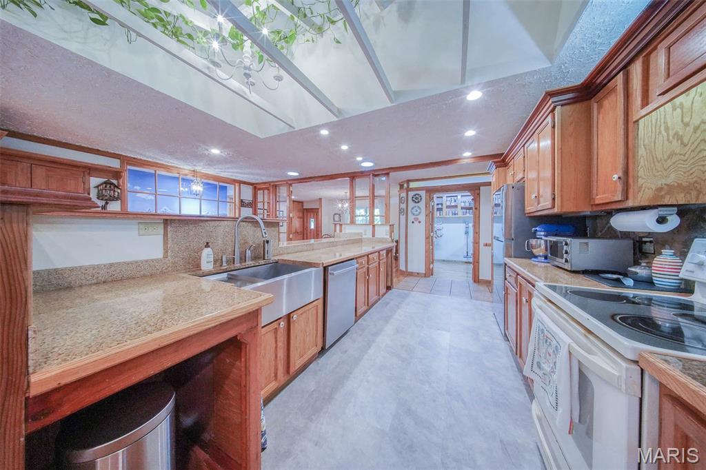 Ponzer Second Add - Residential