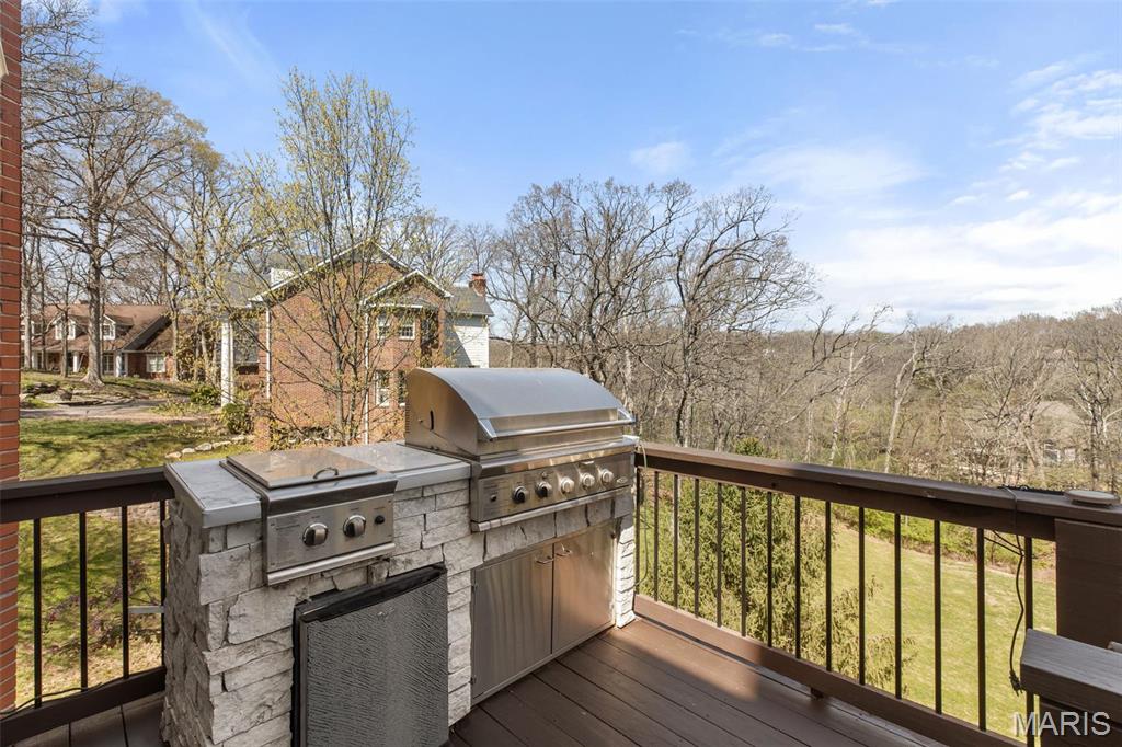 Kingspointe - Residential