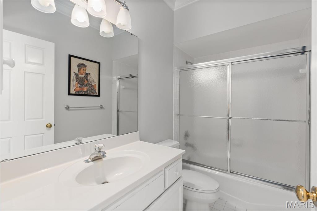 Kingspointe - Residential