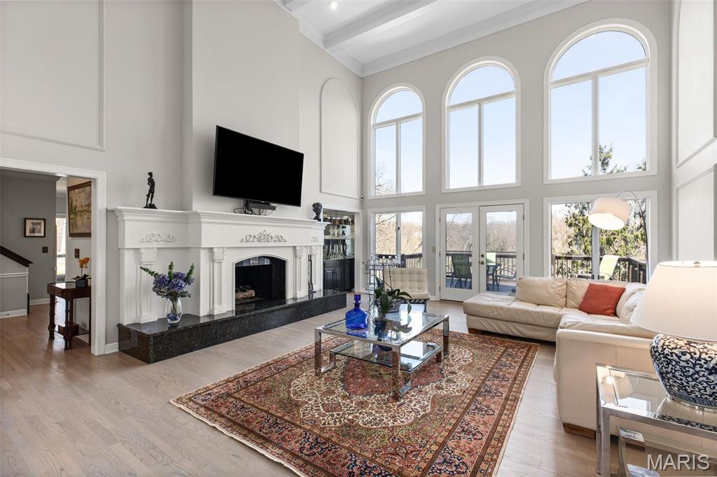 Kingspointe - Residential