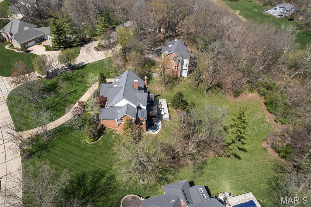 Kingspointe - Residential