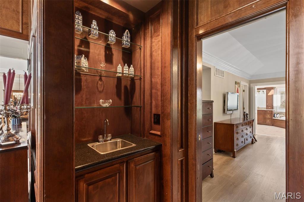 Kingspointe - Residential