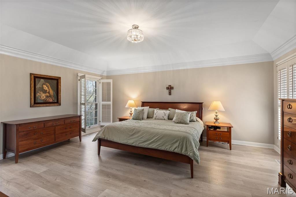 Kingspointe - Residential