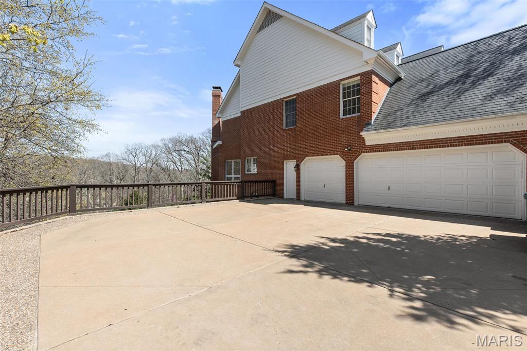 Kingspointe - Residential