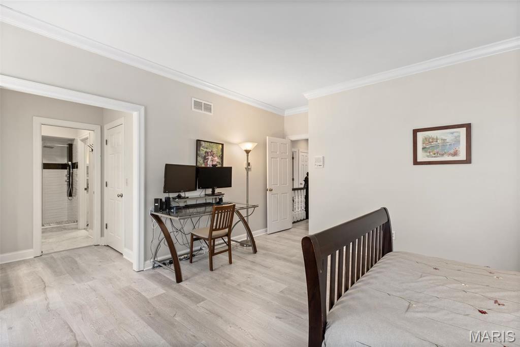 Kingspointe - Residential