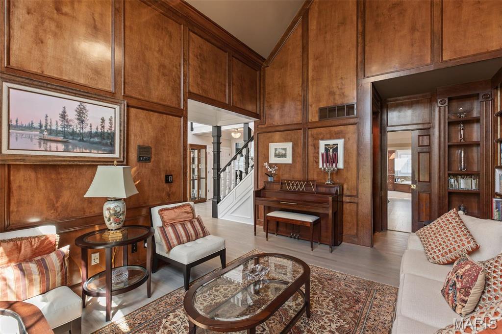 Kingspointe - Residential