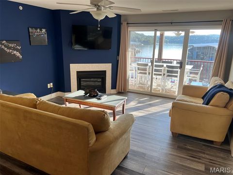 Photo of 600 Clearwater DR #1B, Camdenton, MO 65020 (MLS # 26032041)