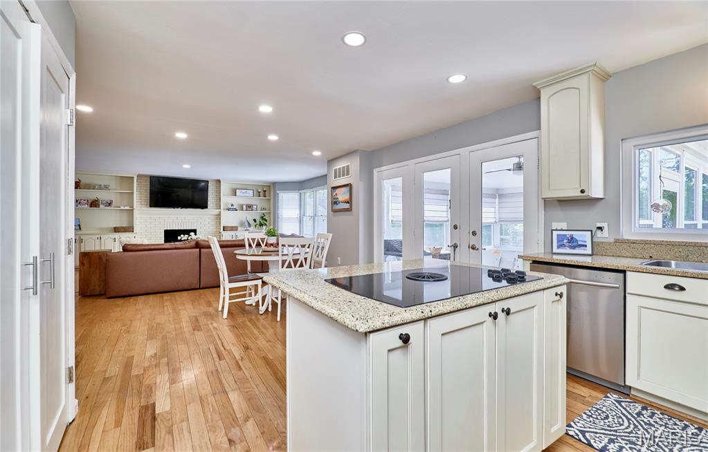 Seven Oaks - Residential