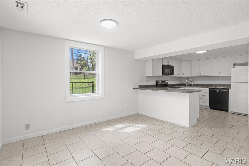 Lake Wauwanoka - Residential