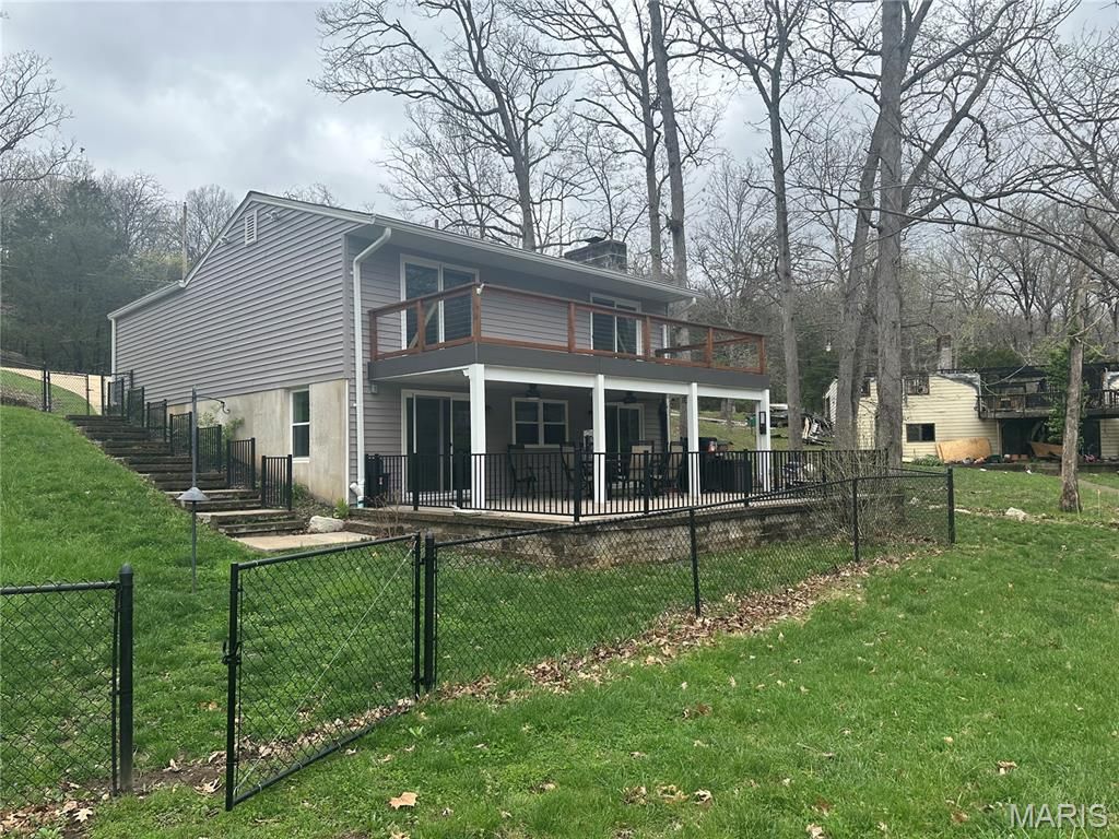 Photo of 210 N Lake Drive, Hillsboro, MO 63050 (MLS # 26019035)