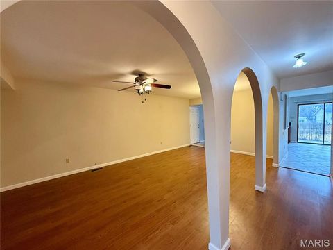 Tiny photo for 352 Turfwood Drive, Ballwin, MO 63021 (MLS # 26026131)