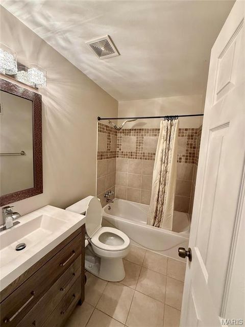 Tiny photo for 352 Turfwood Drive, Ballwin, MO 63021 (MLS # 26026131)