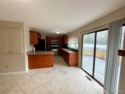 Tiny photo for 352 Turfwood Drive, Ballwin, MO 63021 (MLS # 26026131)