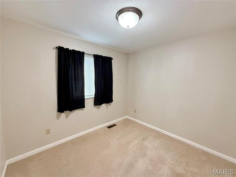 Tiny photo for 352 Turfwood Drive, Ballwin, MO 63021 (MLS # 26026131)