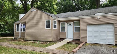 818 Robert Avenue Ferguson MO 63135
