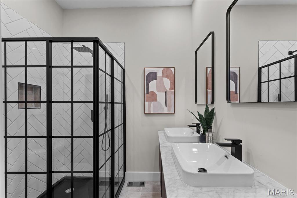 Hoche Add - Residential