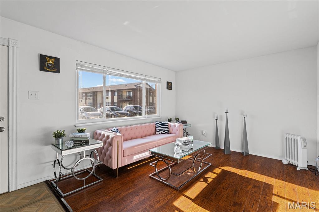 Hazelcrest Condo - Residential