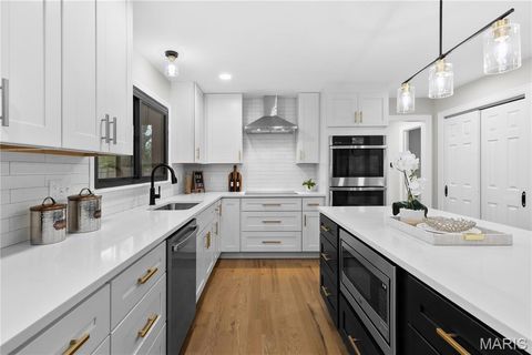 Tiny photo for 123 Pinehurst Estates Drive, Creve Coeur, MO 63141 (MLS # 26017664)