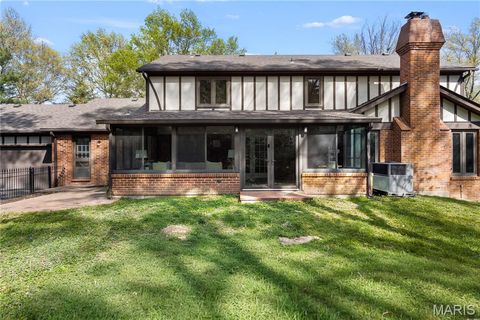 Tiny photo for 123 Pinehurst Estates Drive, Creve Coeur, MO 63141 (MLS # 26017664)