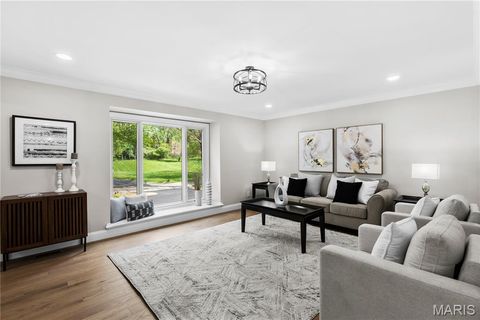 Tiny photo for 123 Pinehurst Estates Drive, Creve Coeur, MO 63141 (MLS # 26017664)