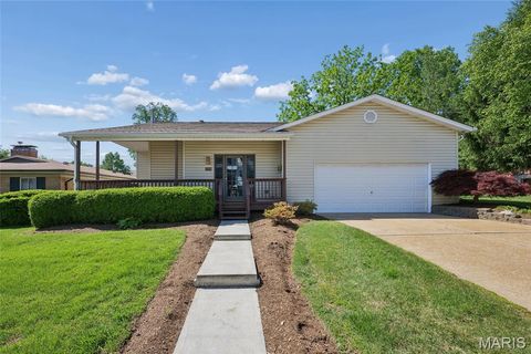 Photo of 8686 Barby Lane, University City, MO 63124 (MLS # 26020664)