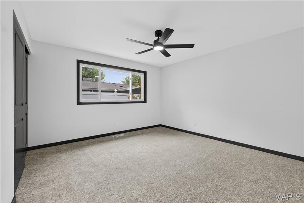 St Louis, Missouri 63132, United States, 4 Bedrooms Bedrooms, ,3 BathroomsBathrooms,Residential,Pending,182494