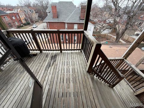 Tiny photo for 2017 S Grand Boulevard #304, St Louis, MO 63104 (MLS # 26009149)