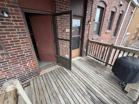 Tiny photo for 2017 S Grand Boulevard #304, St Louis, MO 63104 (MLS # 26009149)