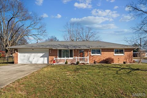 4 Victor Street Waterloo IL 62298