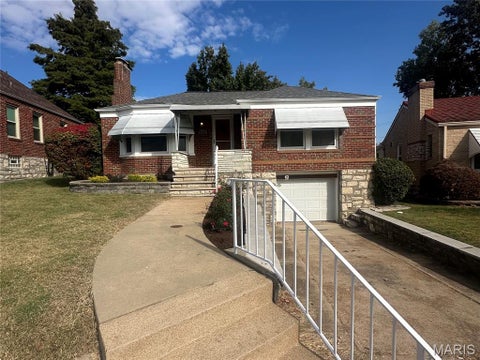 Tiny photo for 9128 Coral Drive, St Louis, MO 63123 (MLS # 26068656)