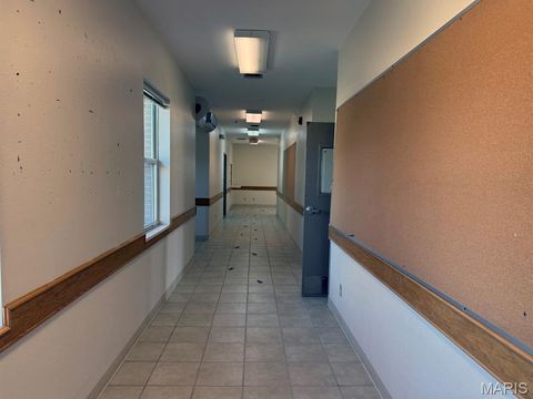 Tiny photo for 910 Nina Street, Dexter, MO 63841 (MLS # 26030465)